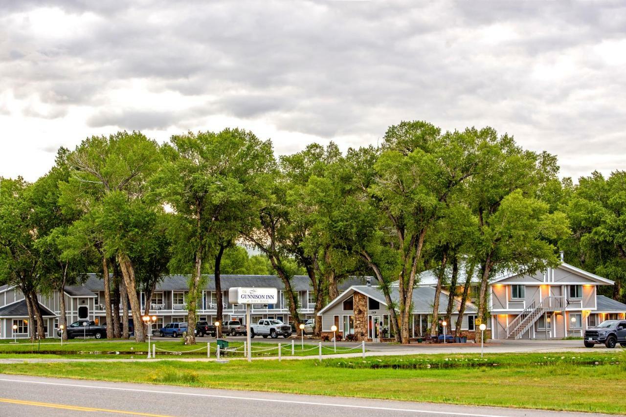 The Gunnison Inn At Dos Rios Golf Course Экстерьер фото